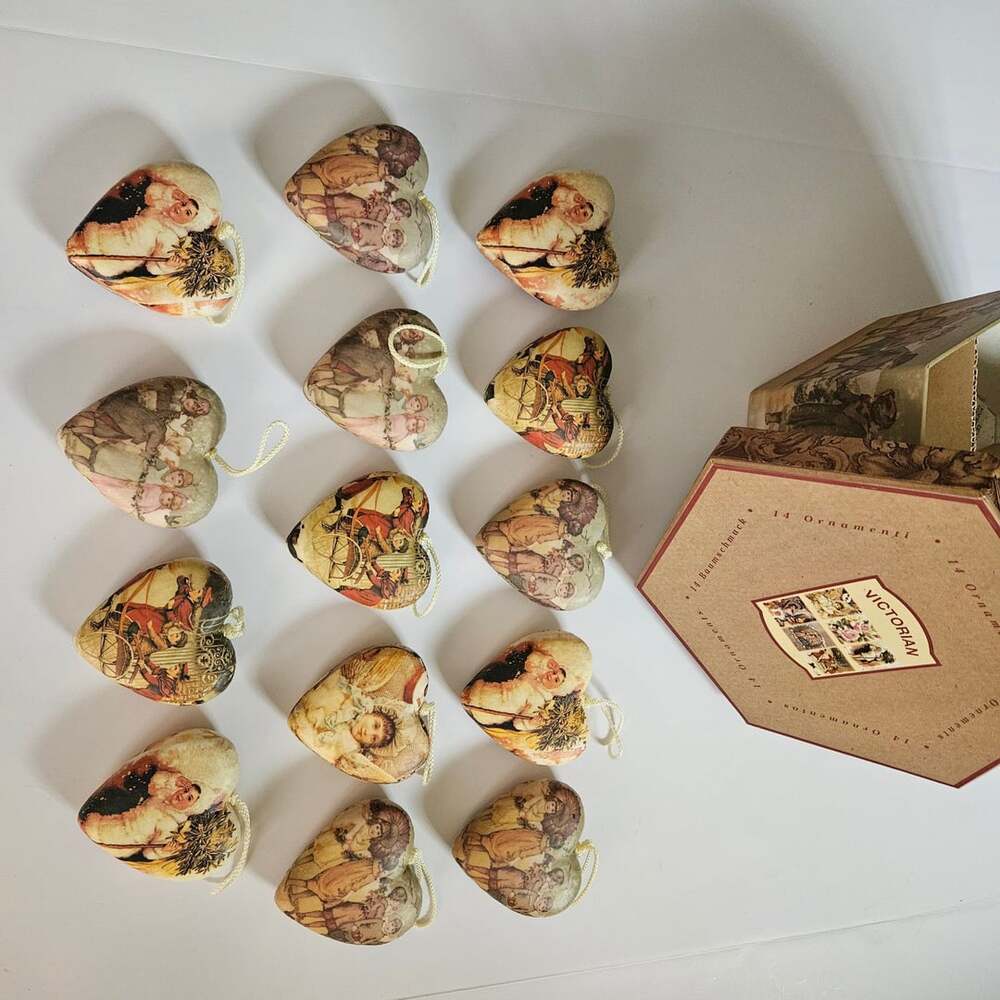 Vtg Victorian Christmas Ornaments Set of 14 Papier Mache Decoupage Hearts Boxed